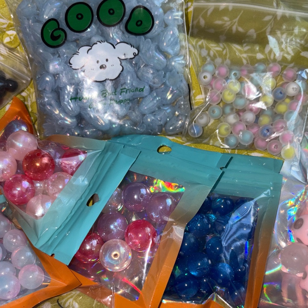 Assorted Iridescent Craft Beads - Pink, Blue, Purple, blue - FULL LOT - Picture 5 of 9